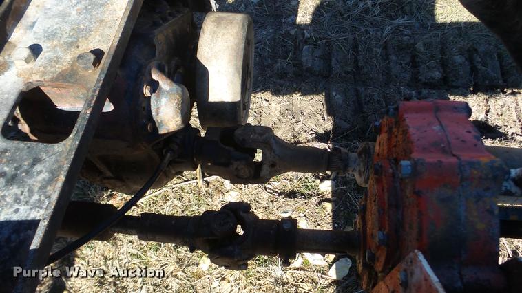 image for item AT9690 1973 International Loadstar 1600 truck cab and chassis