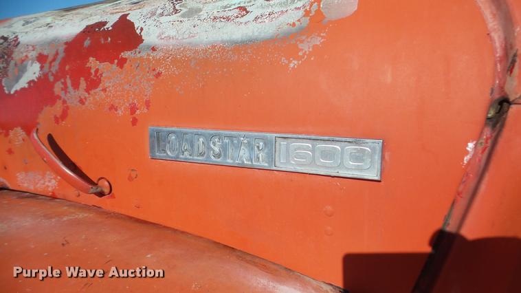 image for item AT9690 1973 International Loadstar 1600 truck cab and chassis