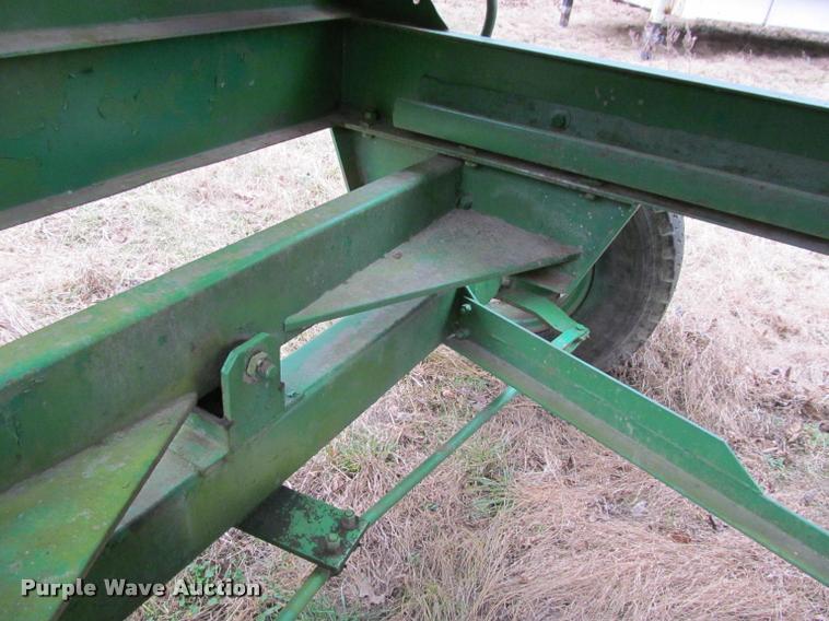 image for item BT9078 Richardson dump wagon