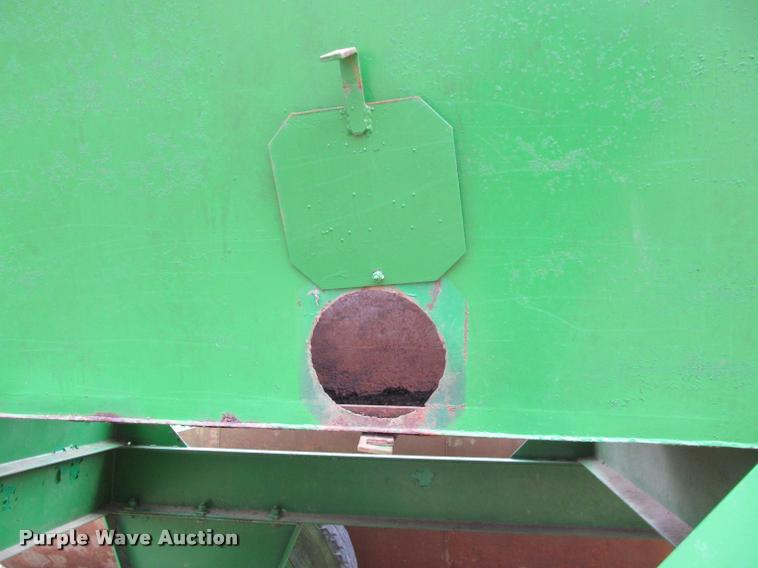 image for item BT9078 Richardson dump wagon