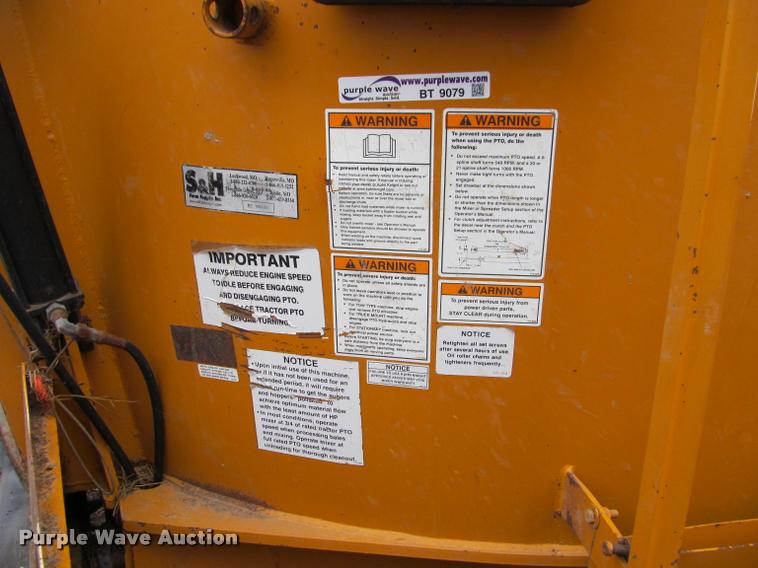 image for item BT9079 Kuhn Knight 5156 vertical mixer