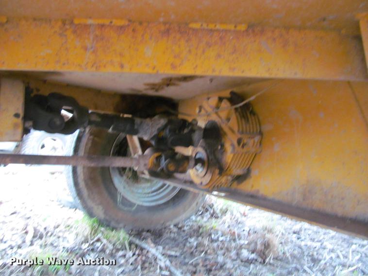 image for item BT9079 Kuhn Knight 5156 vertical mixer