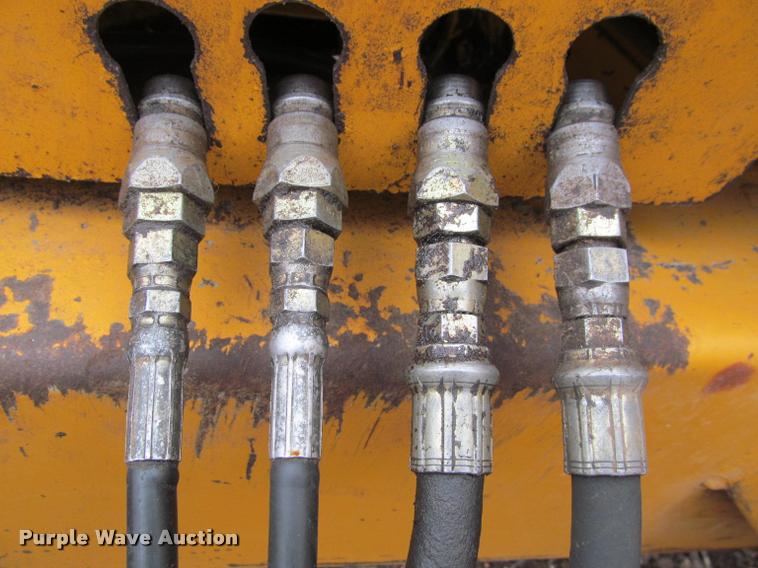 image for item BT9079 Kuhn Knight 5156 vertical mixer