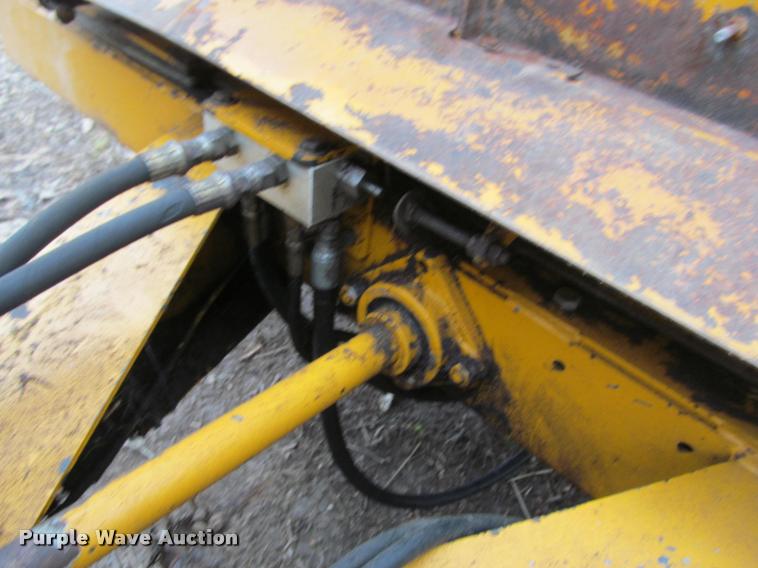 image for item BT9079 Kuhn Knight 5156 vertical mixer