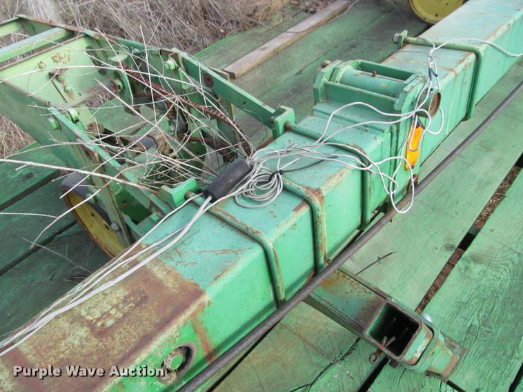 image for item BT9082 John Deere 7100 planter