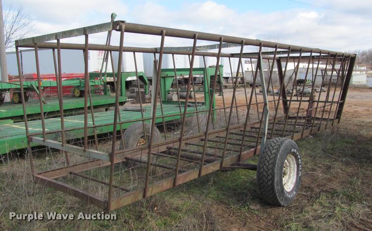 image for item BT9099 Feeder trailer