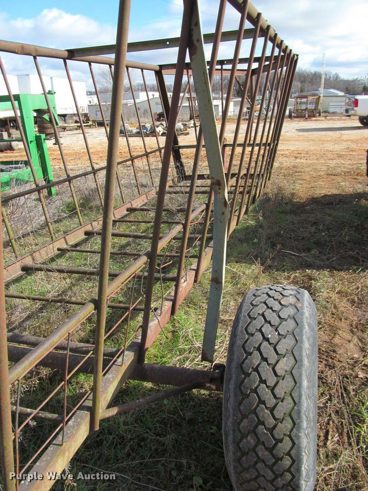 image for item BT9099 Feeder trailer