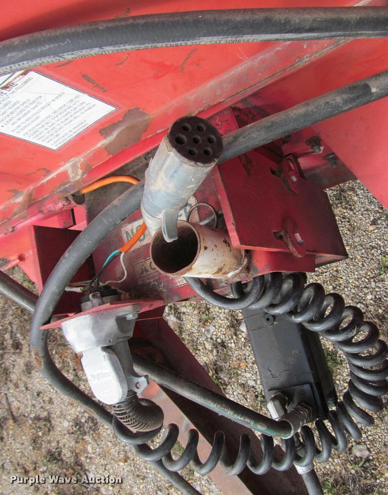 image for item BT9103 Gehl F7190 feed wagon