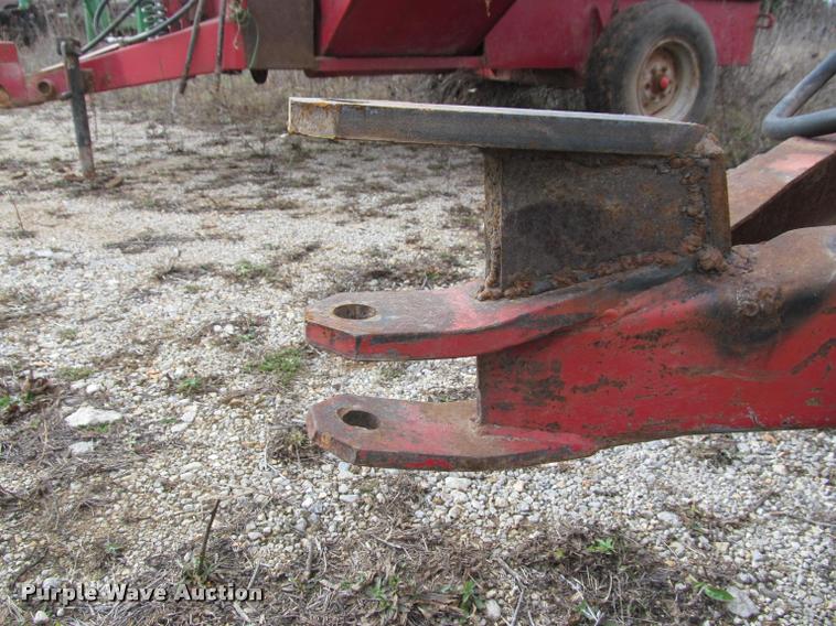 image for item BT9103 Gehl F7190 feed wagon