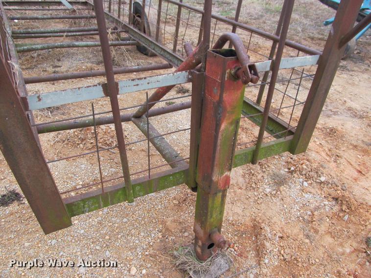 image for item BT9111 Feeder trailer