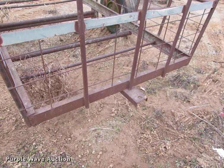 image for item BT9111 Feeder trailer