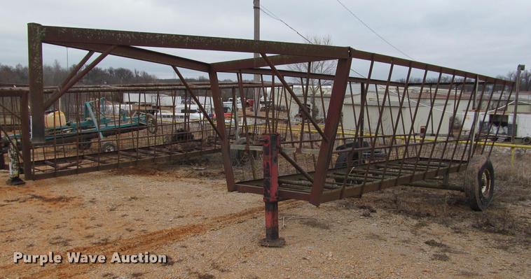 image for item BT9114 Feeder trailer