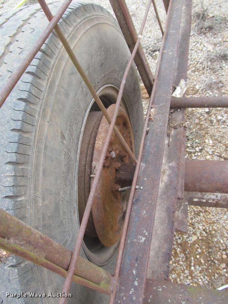 image for item BT9117 Feeder trailer