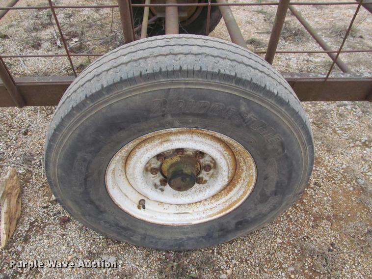 image for item BT9117 Feeder trailer