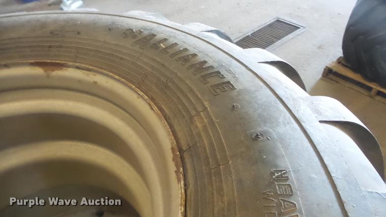 image for item BU9357 (2) Alliance 700/50-22.5 tires and wheels