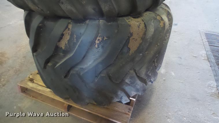 image for item BU9357 (2) Alliance 700/50-22.5 tires and wheels