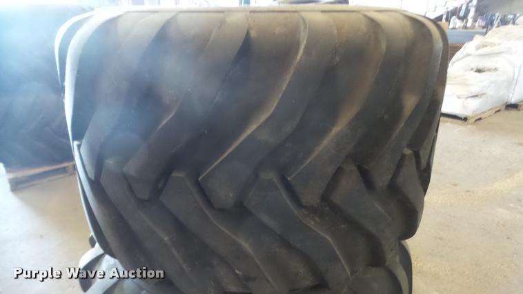 image for item BU9357 (2) Alliance 700/50-22.5 tires and wheels