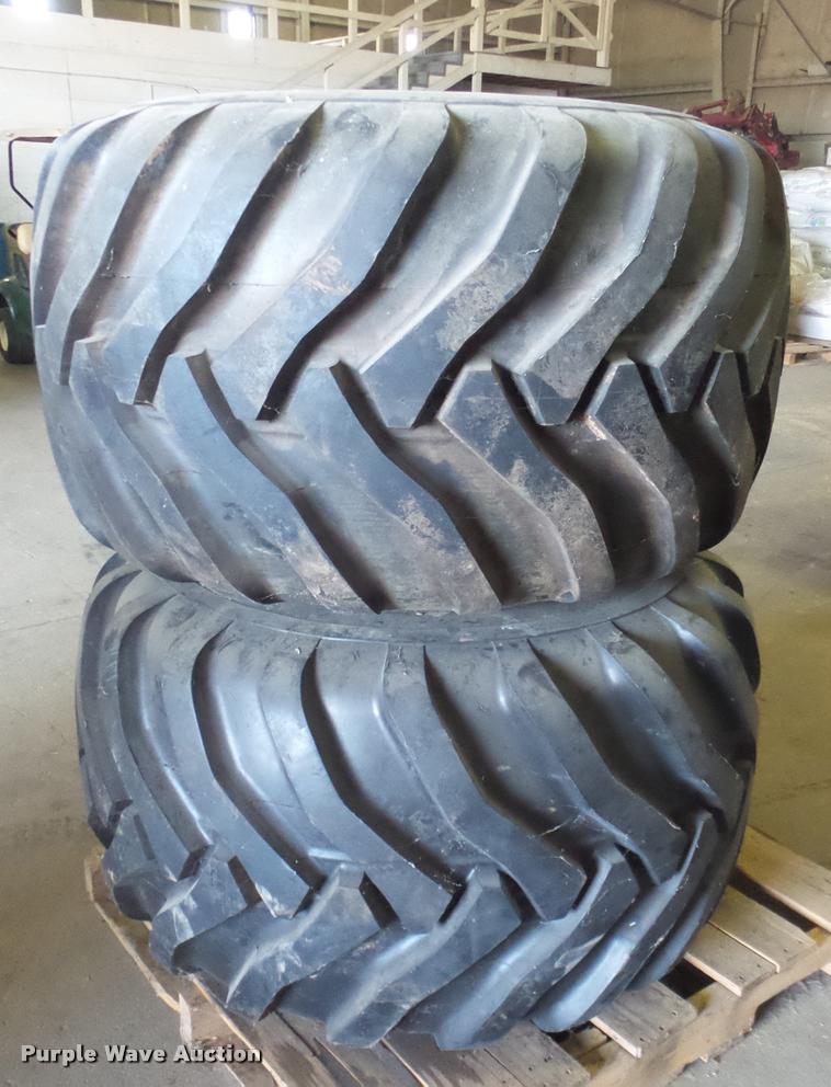 image for item BU9370 (2) Alliance 700/50-22.5 tires and wheels