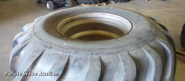 image for item BU9370 (2) Alliance 700/50-22.5 tires and wheels