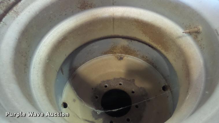 image for item BU9370 (2) Alliance 700/50-22.5 tires and wheels