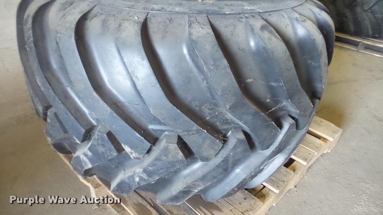 image for item BU9370 (2) Alliance 700/50-22.5 tires and wheels