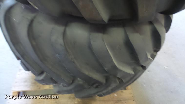 image for item BU9370 (2) Alliance 700/50-22.5 tires and wheels