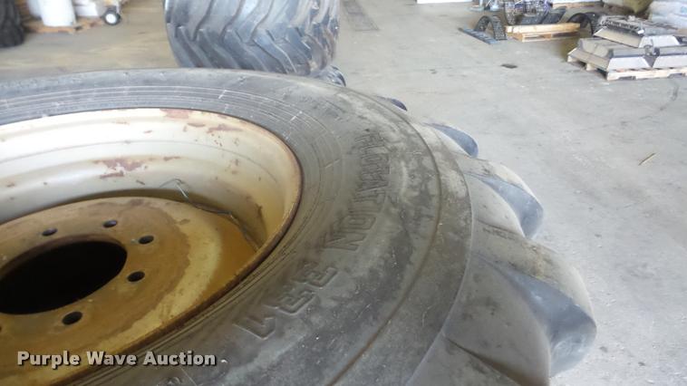 image for item BU9371 (2) Alliance 700/50-22.5 tires and wheels