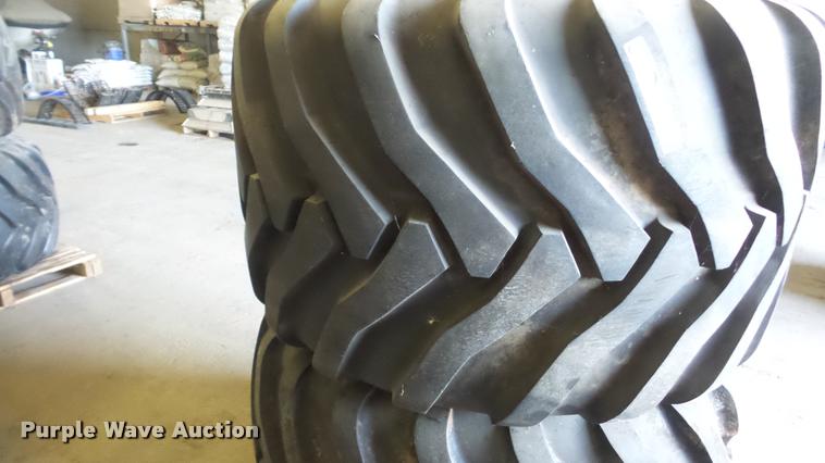 image for item BU9371 (2) Alliance 700/50-22.5 tires and wheels