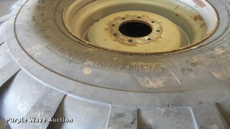 image for item BU9372 (2) Alliance 700/50-22.5 tires and wheels