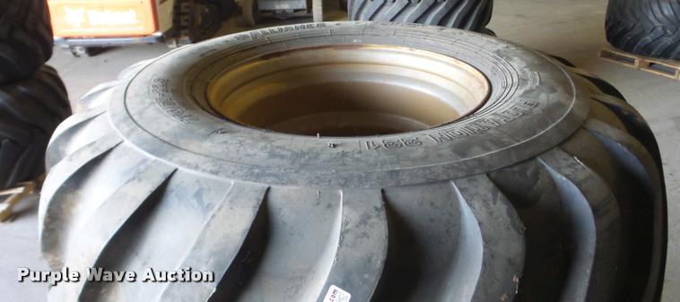 image for item BU9374 (2) Alliance 700/50-22.5 tires and wheels