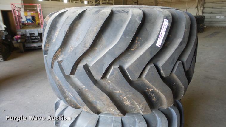 image for item BU9374 (2) Alliance 700/50-22.5 tires and wheels