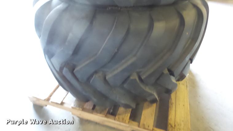 image for item BU9374 (2) Alliance 700/50-22.5 tires and wheels