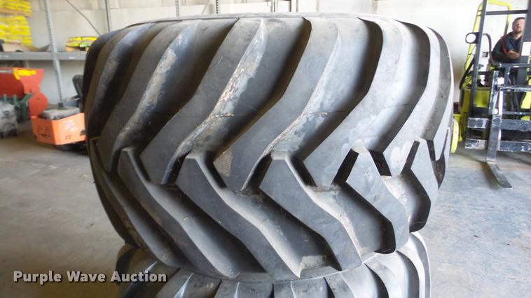 image for item BU9374 (2) Alliance 700/50-22.5 tires and wheels