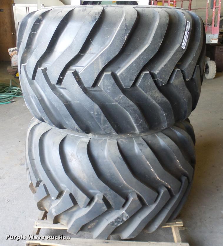 image for item BU9375 (2) Alliance 700/50-22.5 tires and wheels