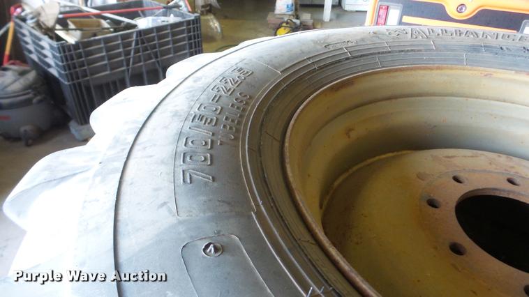 image for item BU9375 (2) Alliance 700/50-22.5 tires and wheels