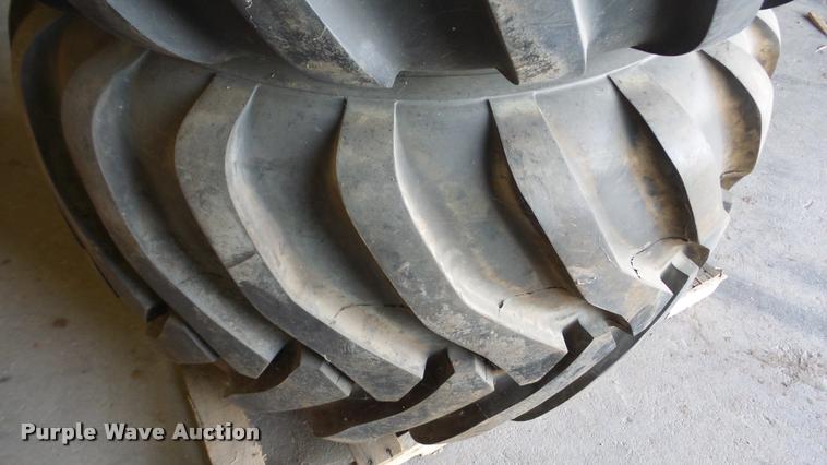 image for item BU9375 (2) Alliance 700/50-22.5 tires and wheels