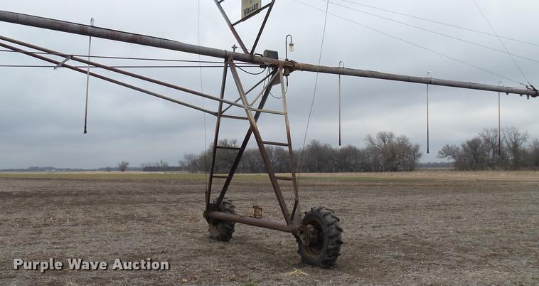 image for item BU9427 Valley 6000 center pivot irrigation system