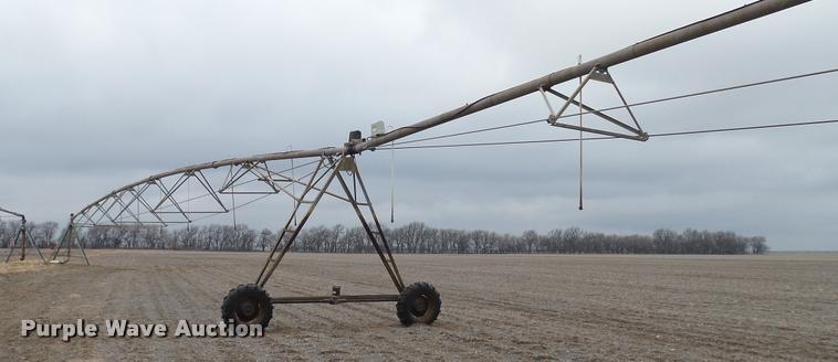 image for item BU9427 Valley 6000 center pivot irrigation system