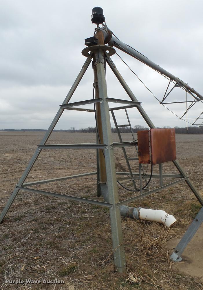 image for item BU9427 Valley 6000 center pivot irrigation system