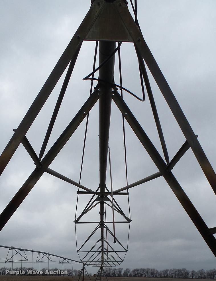 image for item BU9427 Valley 6000 center pivot irrigation system