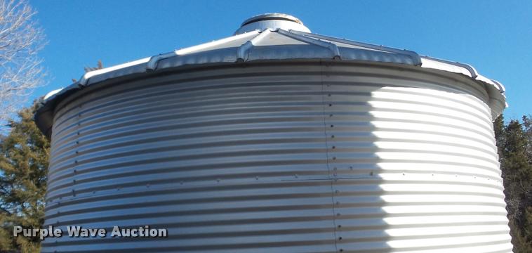 image for item DA0265 Galvanized steel grain bin