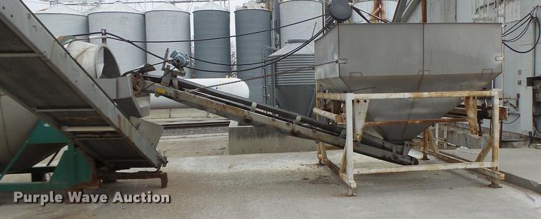 image for item DA3283 Doyle 320HE fertilizer blender