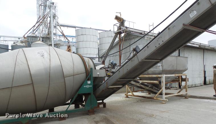 image for item DA3283 Doyle 320HE fertilizer blender