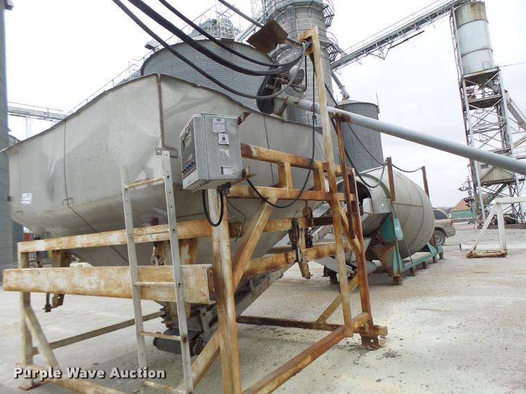 image for item DA3283 Doyle 320HE fertilizer blender