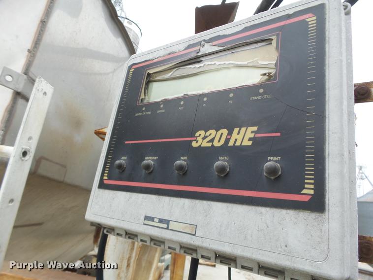 image for item DA3283 Doyle 320HE fertilizer blender