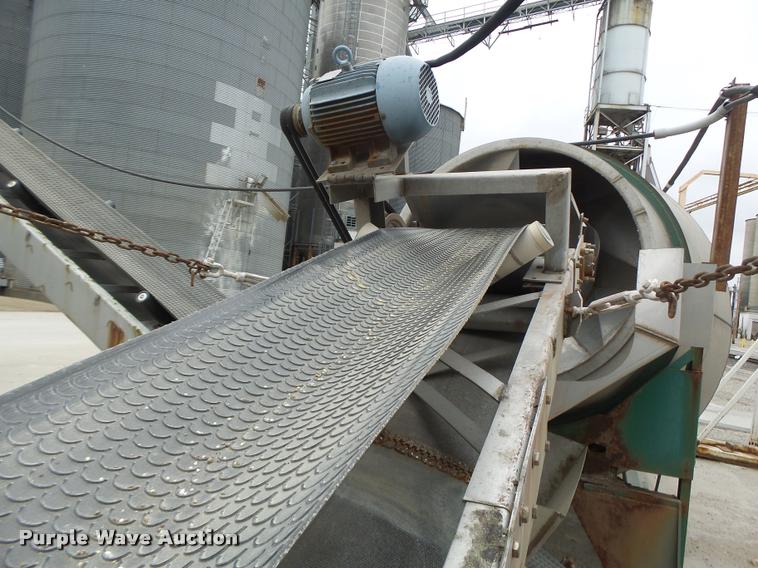 image for item DA3283 Doyle 320HE fertilizer blender