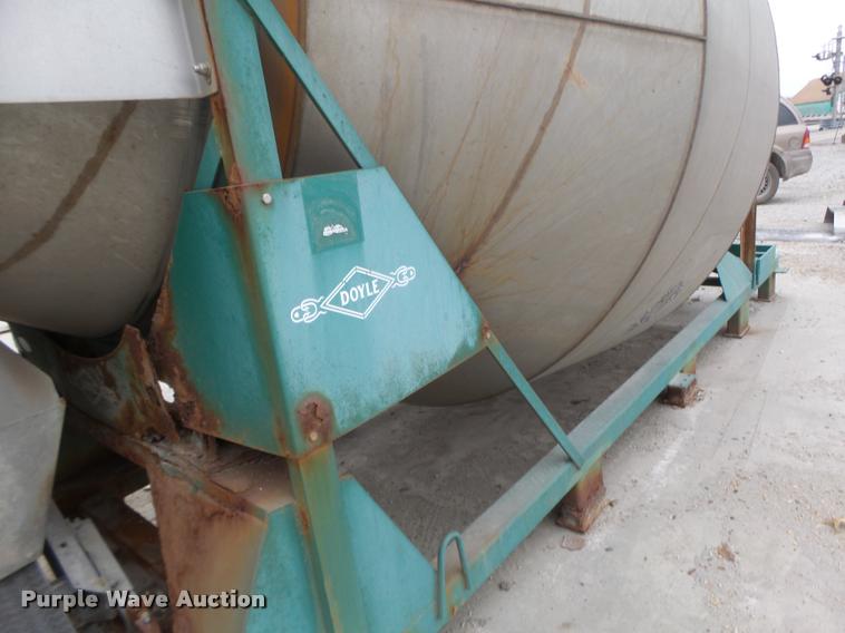 image for item DA3283 Doyle 320HE fertilizer blender