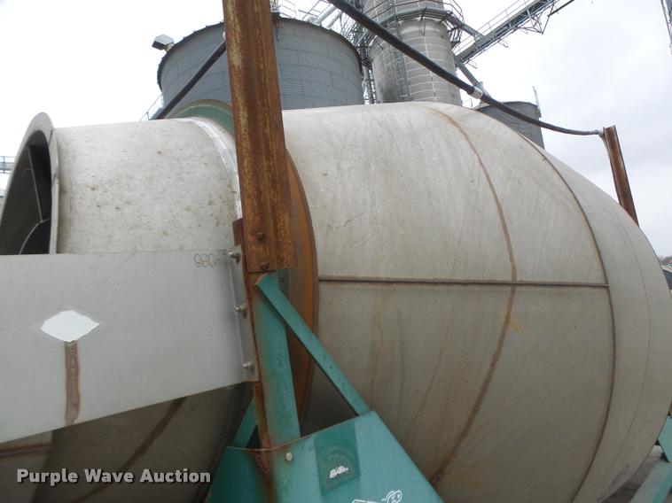 image for item DA3283 Doyle 320HE fertilizer blender