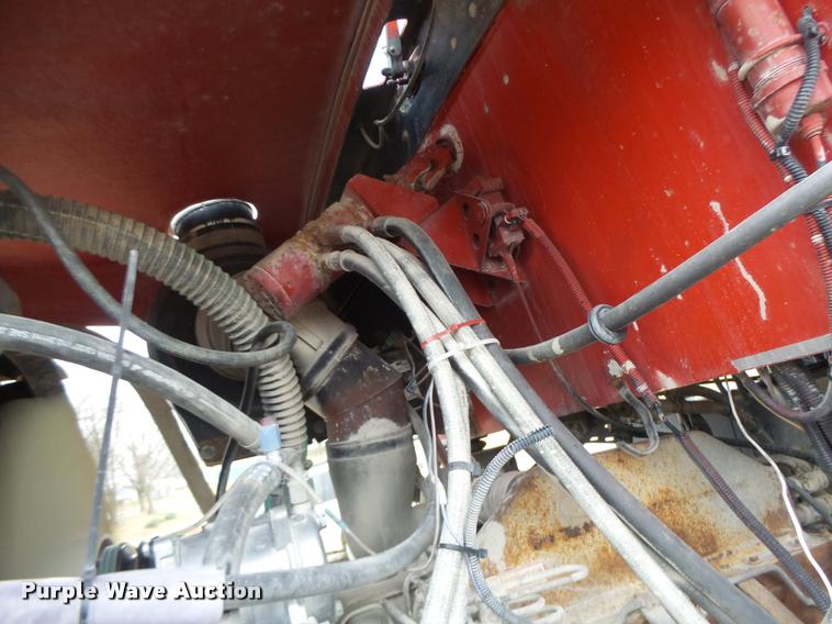 image for item DA3289 1996 Tyler 3275 self-propelled applicator