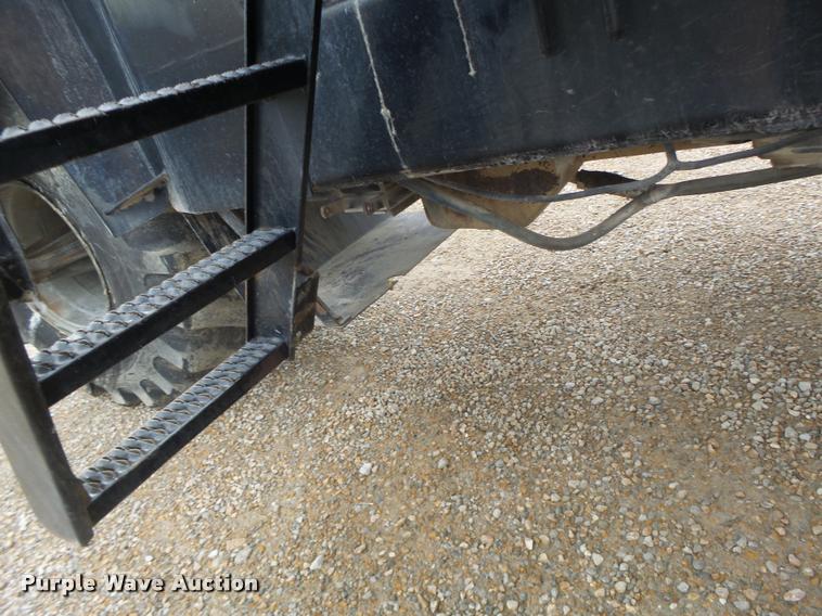 image for item DA3289 1996 Tyler 3275 self-propelled applicator